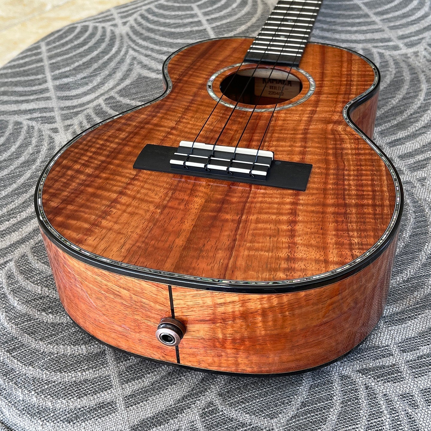 KAMAKA UKULELE Mサイズ KAMAKA UKULELE Mサイズ